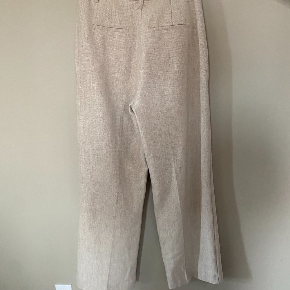 Aritzia Effortless Pant - Picture 3 of 4